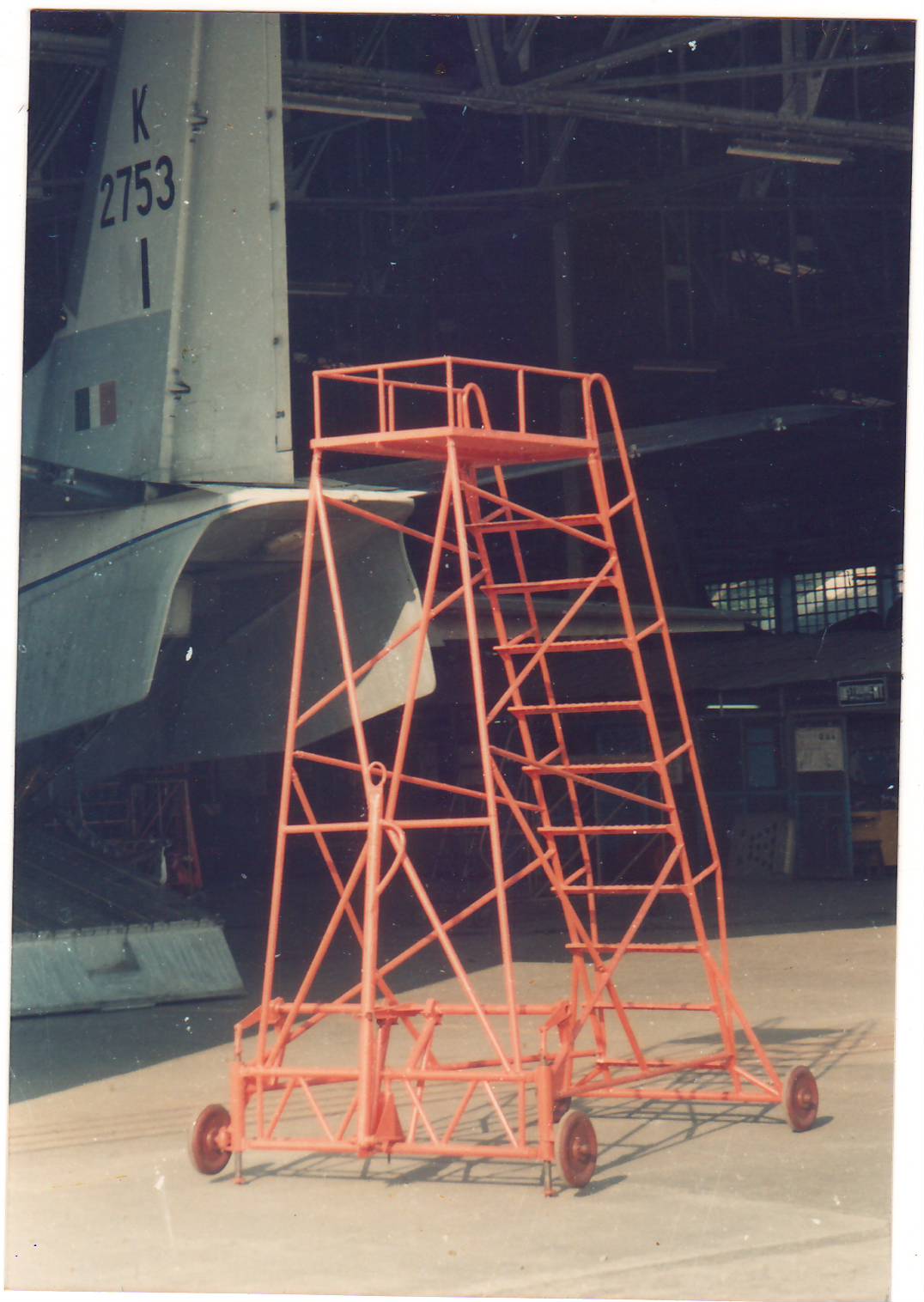 10 Steps Ladder
